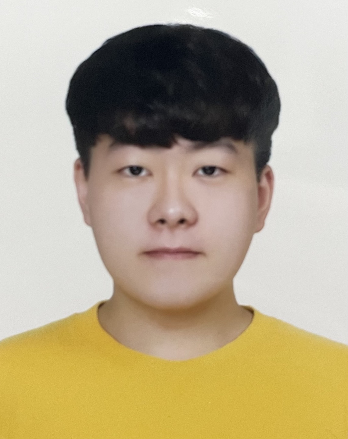 김우호